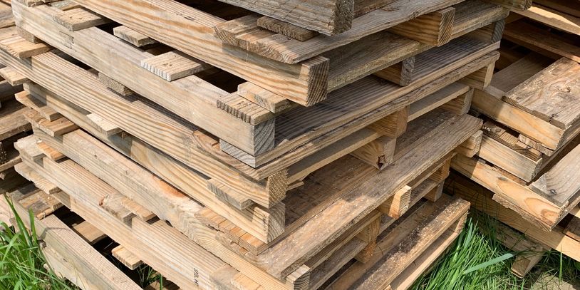 Free pallets 