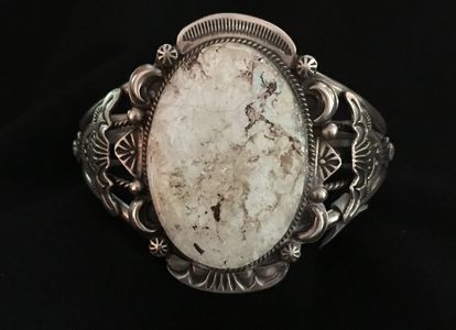 Navajo Dry Creek bracelet with a large stone