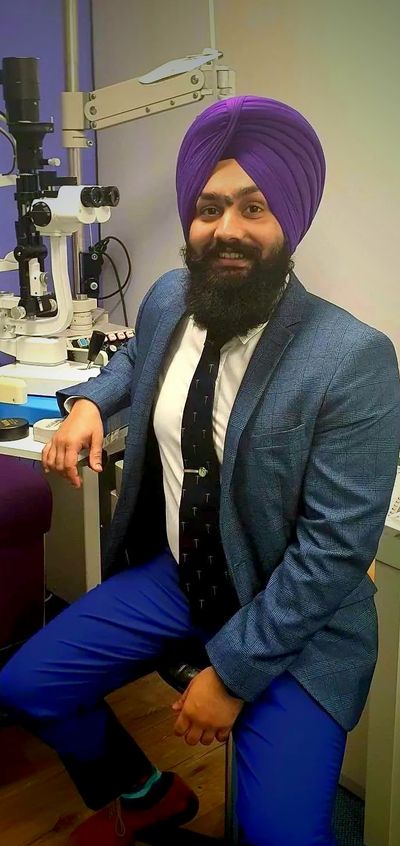 Optometrist Pratap Minhas