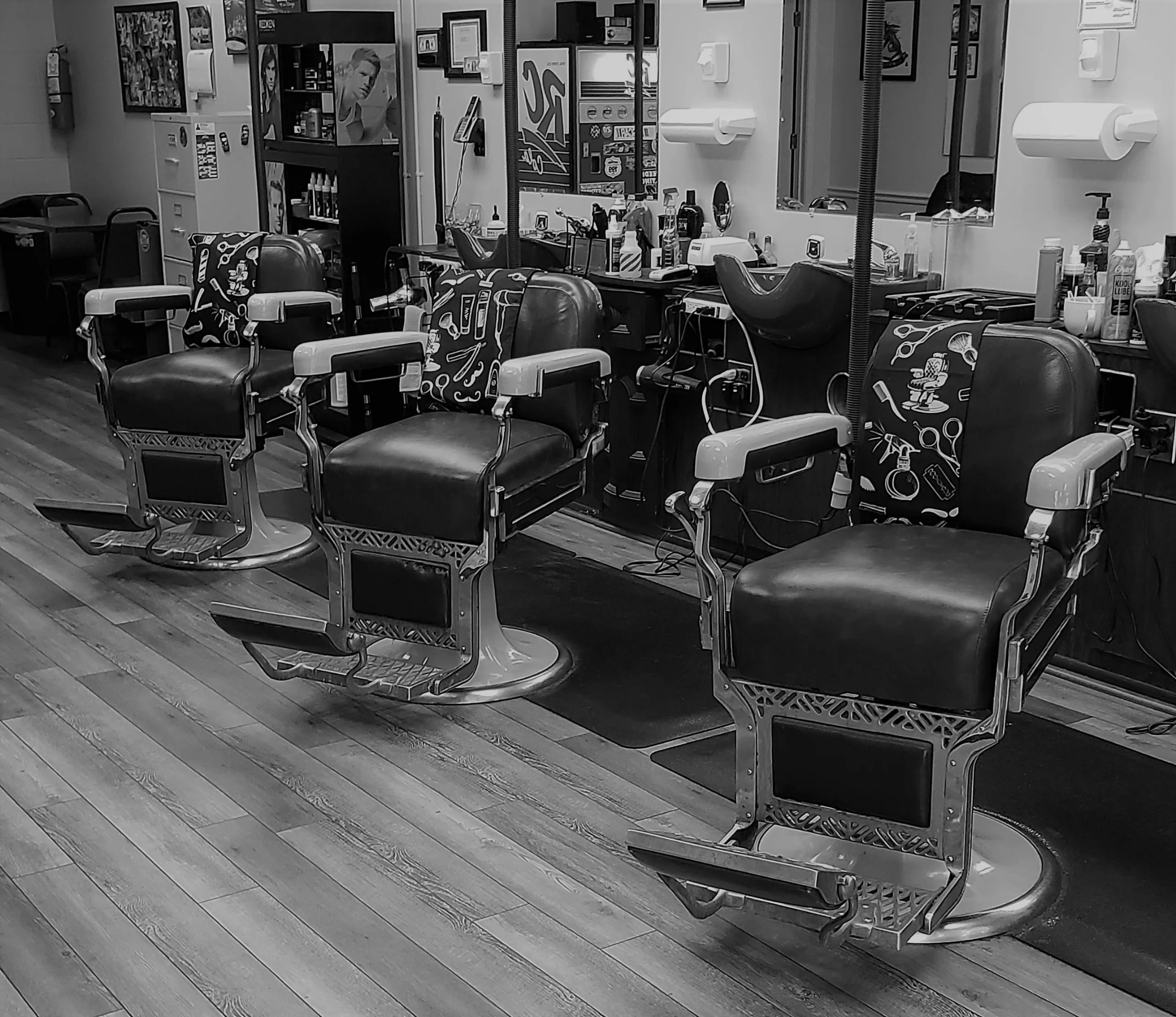 WILLOWWIND BARBER SHOP