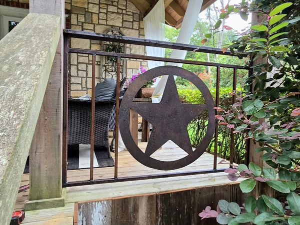 metal railing, Texas star hand rail