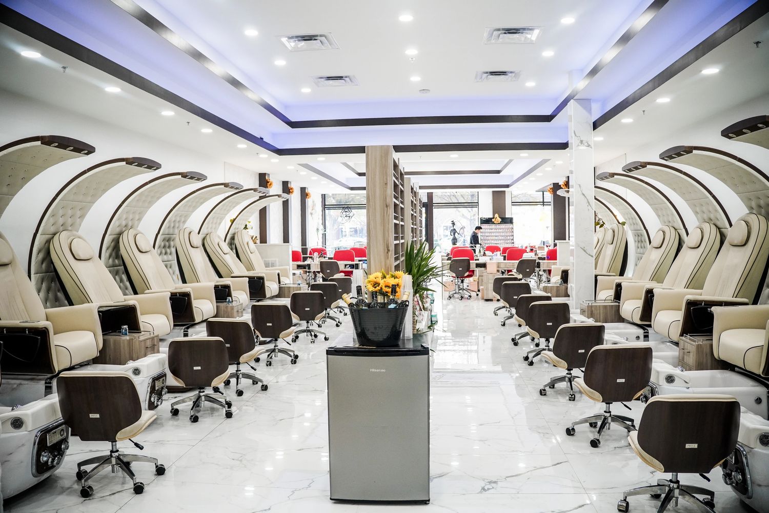 Luxury Nails & Spa  Best Nail Salon in Town