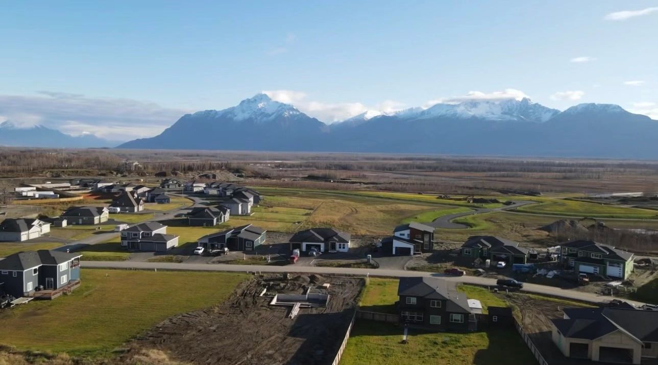 Alaska Custom Home Builders LLC