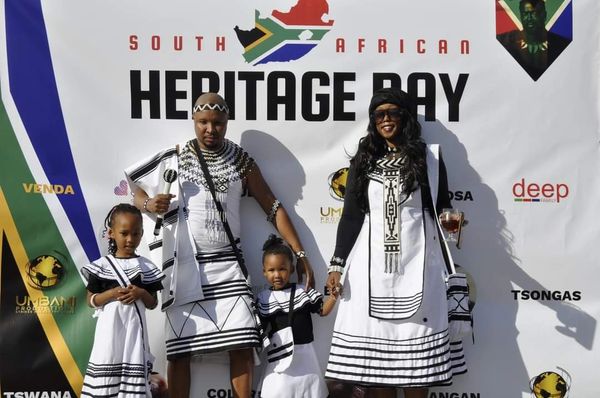 https://safaris.go2africa.com/south-africa/?utm_term=south%20africa%20travel&utm_campaign=G2A+%7C+Se