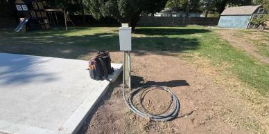 Outdoor electrical box 