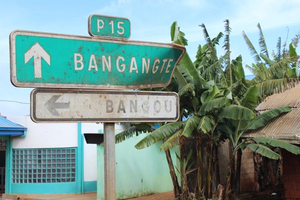 Road sign in Cameroon, Bangou + Bangangte