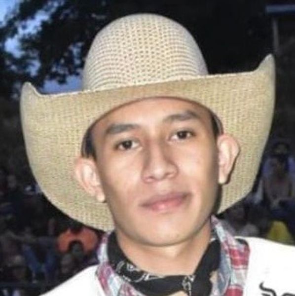 Jerry Jorge Alexis Coronado Vidaurre 
       