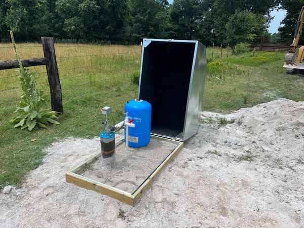 Flip-Top Well House Setup