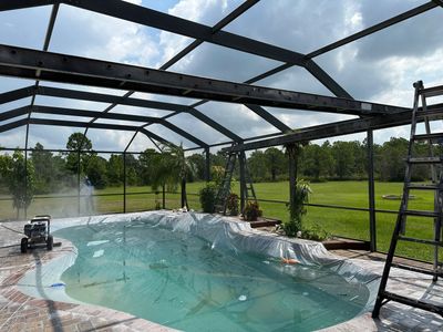 For all your pool cage transformation needs in Fort Myers, trust Modern Pool Cage Painting. 