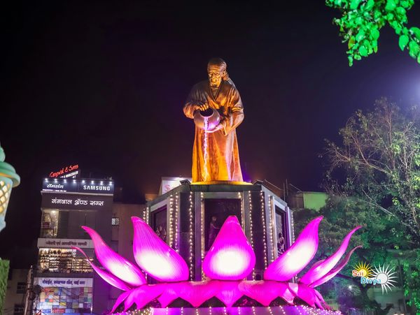 Description of Shirdi Sai Baba
Description of Ajanta and Ellora Caves
within each cave complex