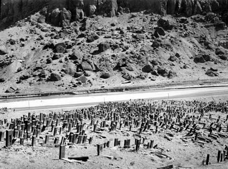 Ruins of the Old Julfa cemetery