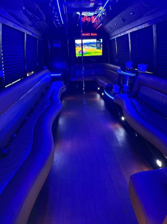 24 Passenger with Bathroom 2