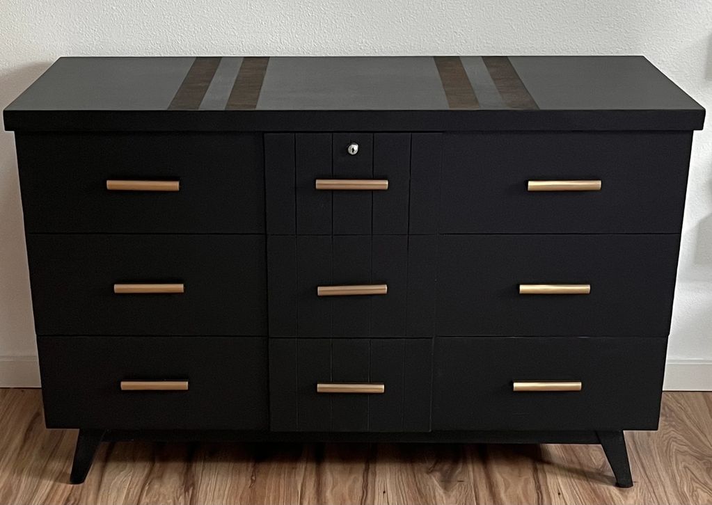 Gallery Secondhand Sunshine Furniture