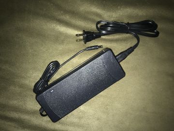 Universal charger for electric skateboards