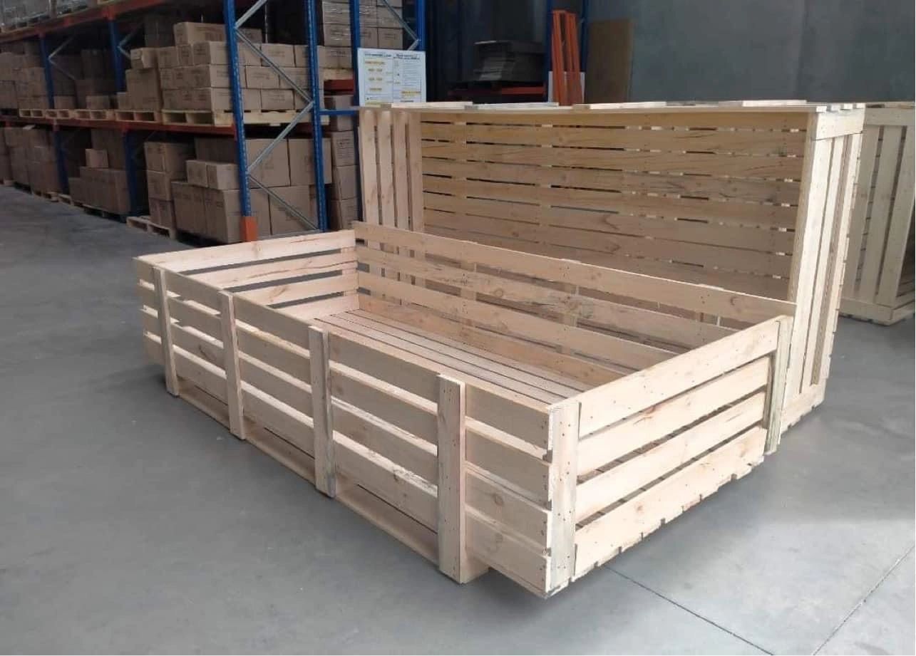 What’s the difference between a wooden crate and wooden case??