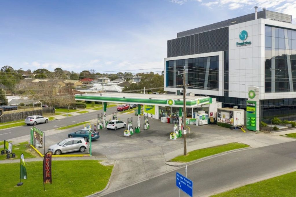 Fuel Station & convenience Store - Frankston