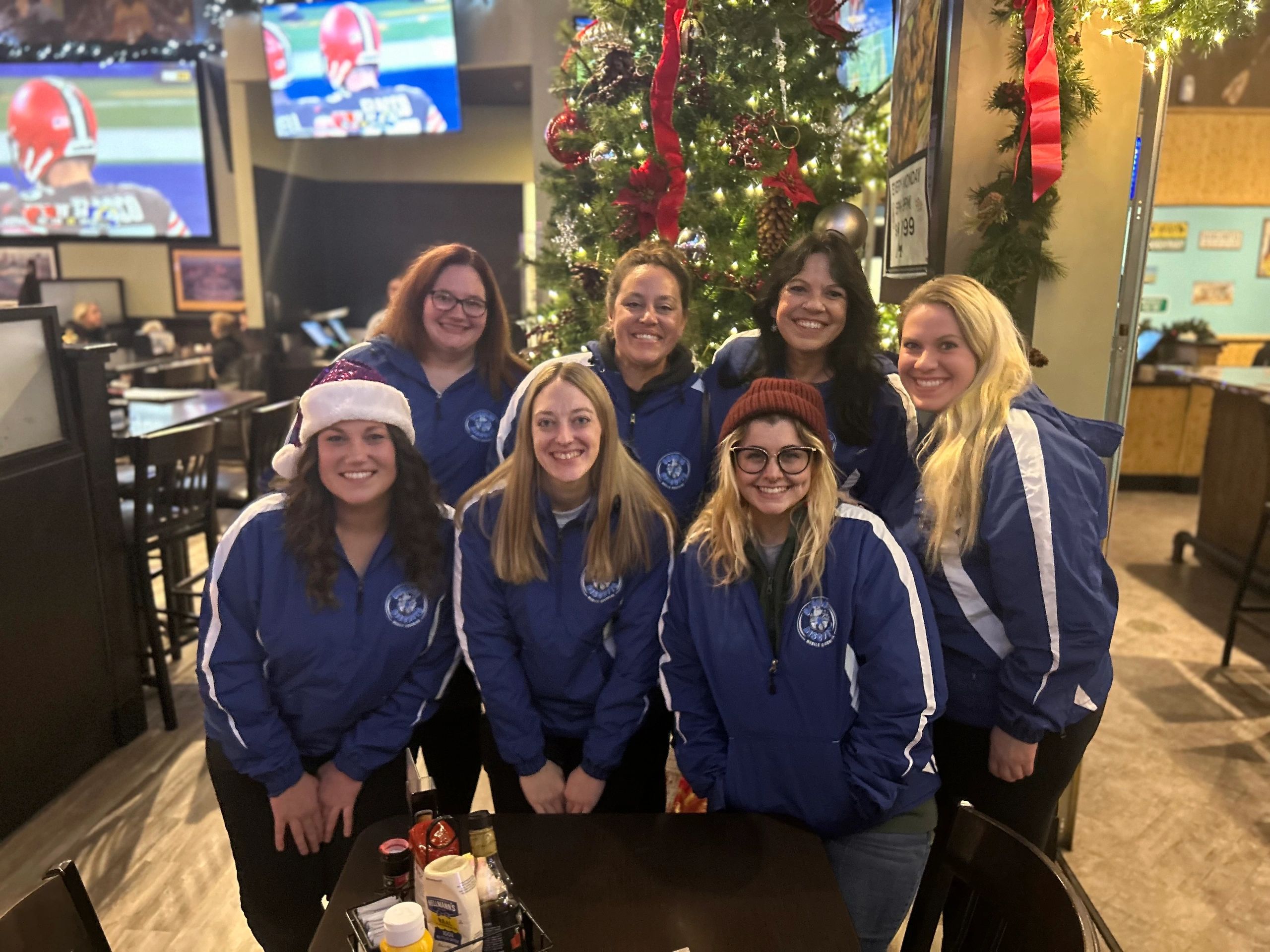 Mobile Grooming BubblesNBiscuits Mobile Pet Grooming