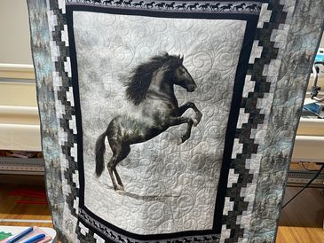 award winning Longarm quilting services near me edge to edge