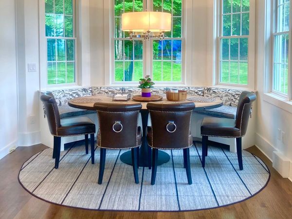 KITCHEN BANQUETTE