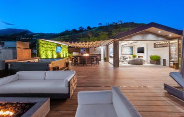 3rd floor deck