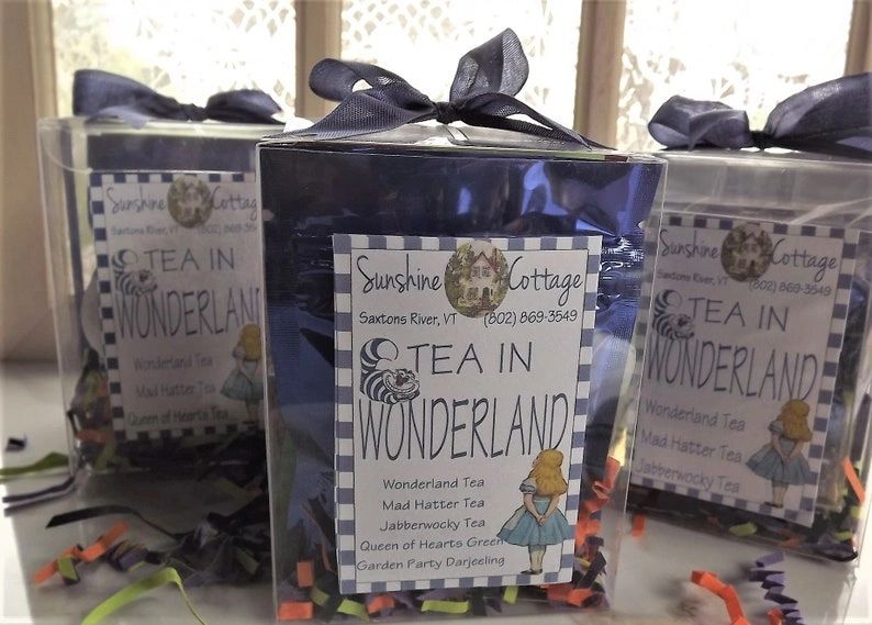 Alice in Wonderland Gift Box