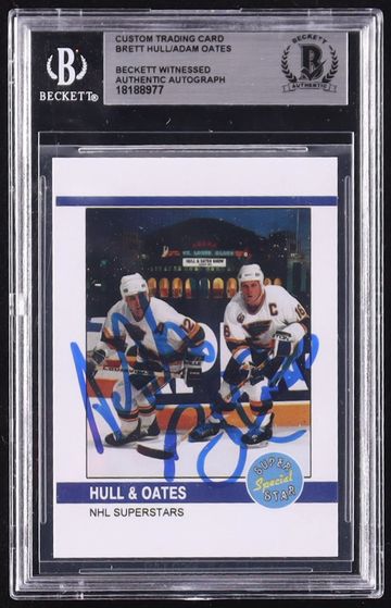 Autographed Hull &amp; Oates NHL Superstars trading card.