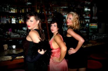Three classy ladies retold the vintage story of love and romance in Folsom, California.