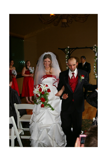 They took the plunge! Married at last.
Artistic Photography, Sapphire Romance 775-629-2424