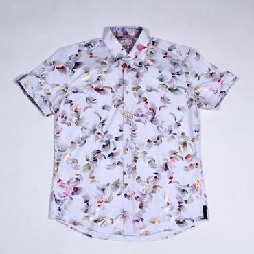 chemise à motifs et manches courtes  