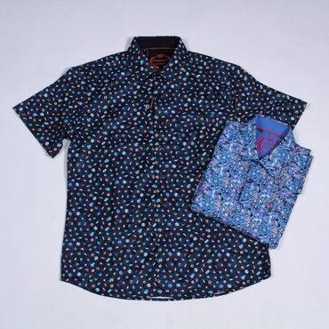 chemise à motifs et manches courtes  
