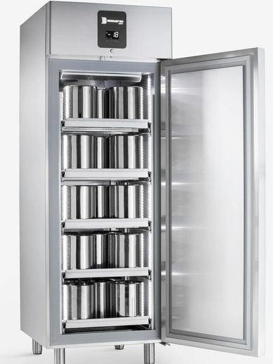 ice-cream fridge gelato fridge