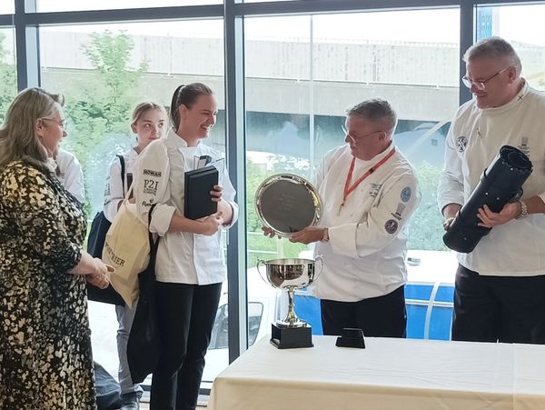 Petra Vukovic, Young Pastry Chef of the Year 2023, with judges and NOWAH's director Youli 