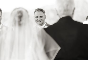 Groom first look, Groom first look aisle, Arizona wedding photographer, Arizona wedding florist