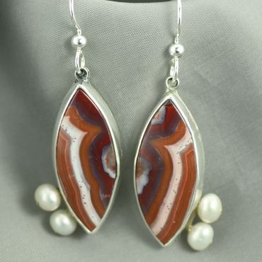 Moroccan agate and pearl dangle earrings