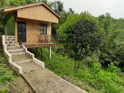 Hillsides Highway Wooden Cottage I