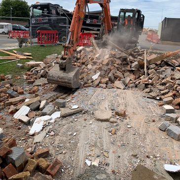 Demolition Contractors carrying out Demolition works in Essex to allow for new construction 