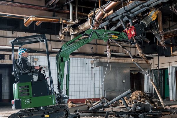 Replace handheld demolition tasks with Darda's multicutter lineup. Safe, clean steel cutting. 