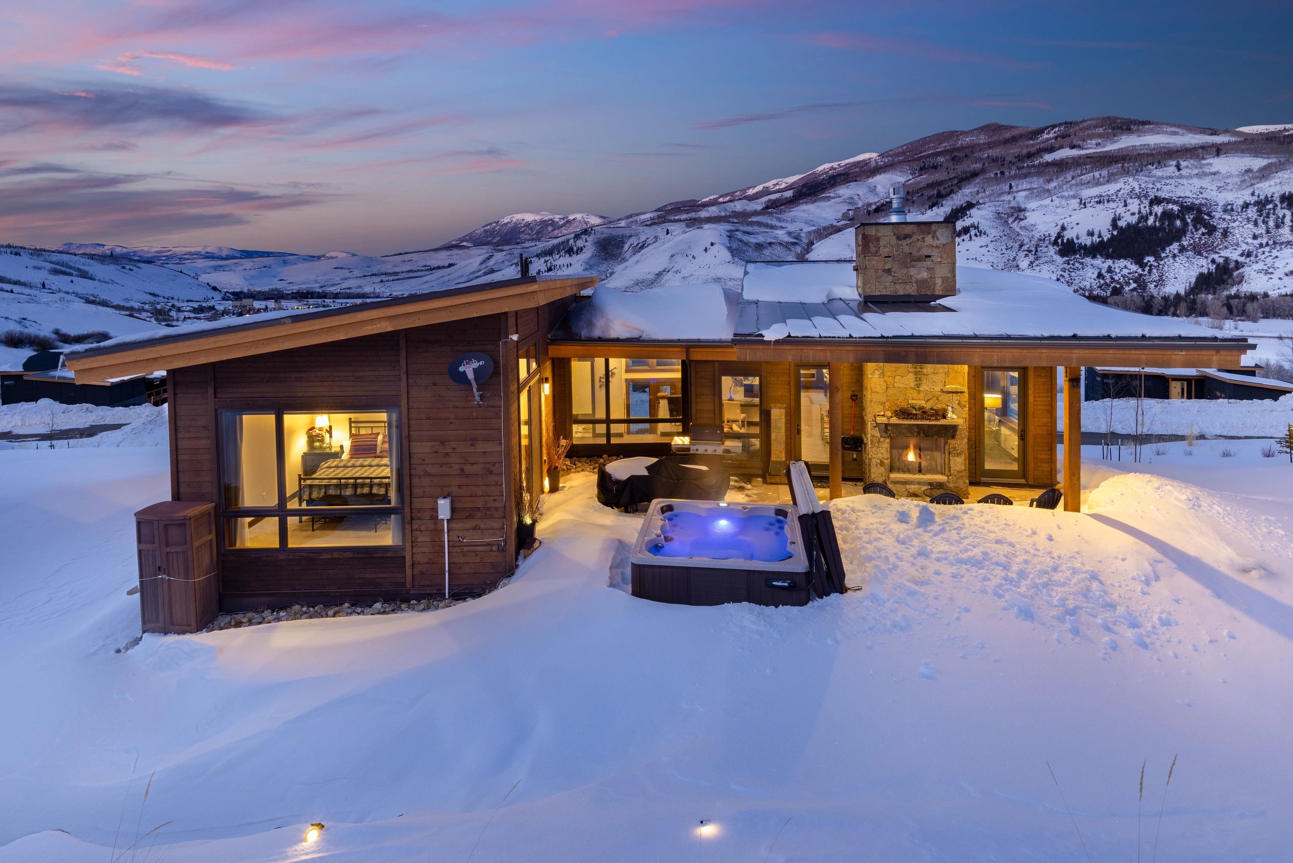 Modern Ski Home with private hot tub