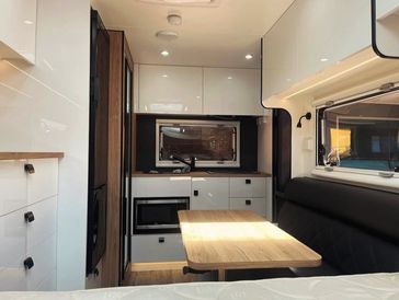 Vibe Caravans, Hybrid caravans, internal kitchen/external cooking, Vibe caravans, spacious caravan l