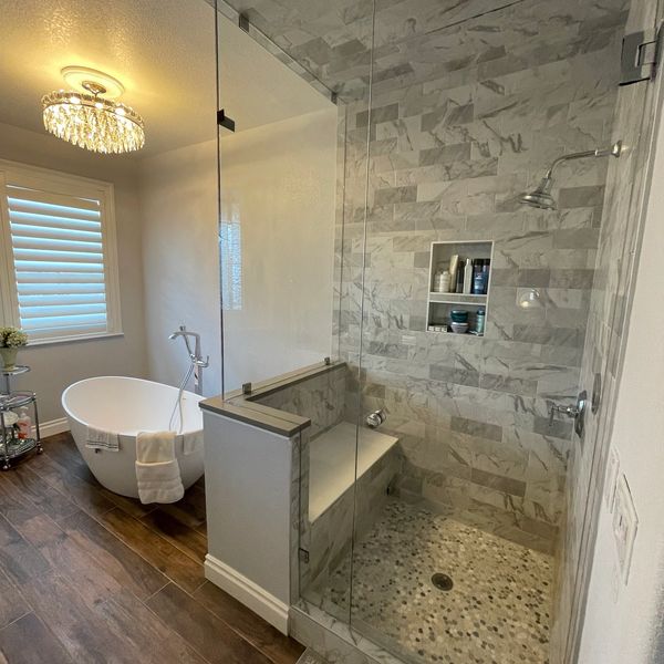 This has a steam shower...