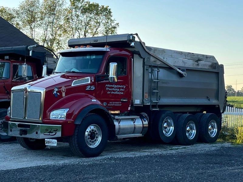 montgomery-trucking-dump-trucks-trucking