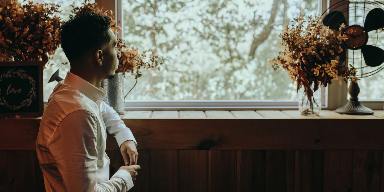 Look out the window to explore the Hudson Valley in our barn wedding venue
