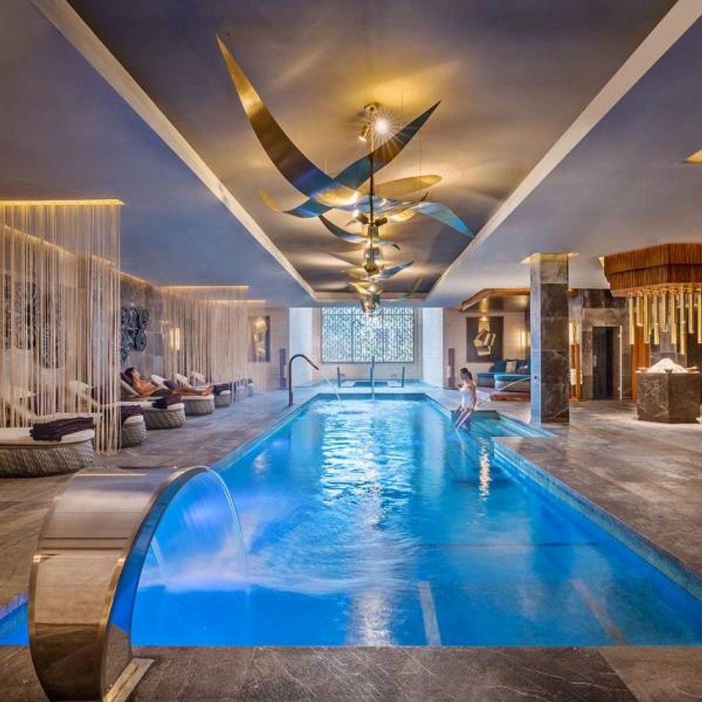Plunge pool at luxury spa