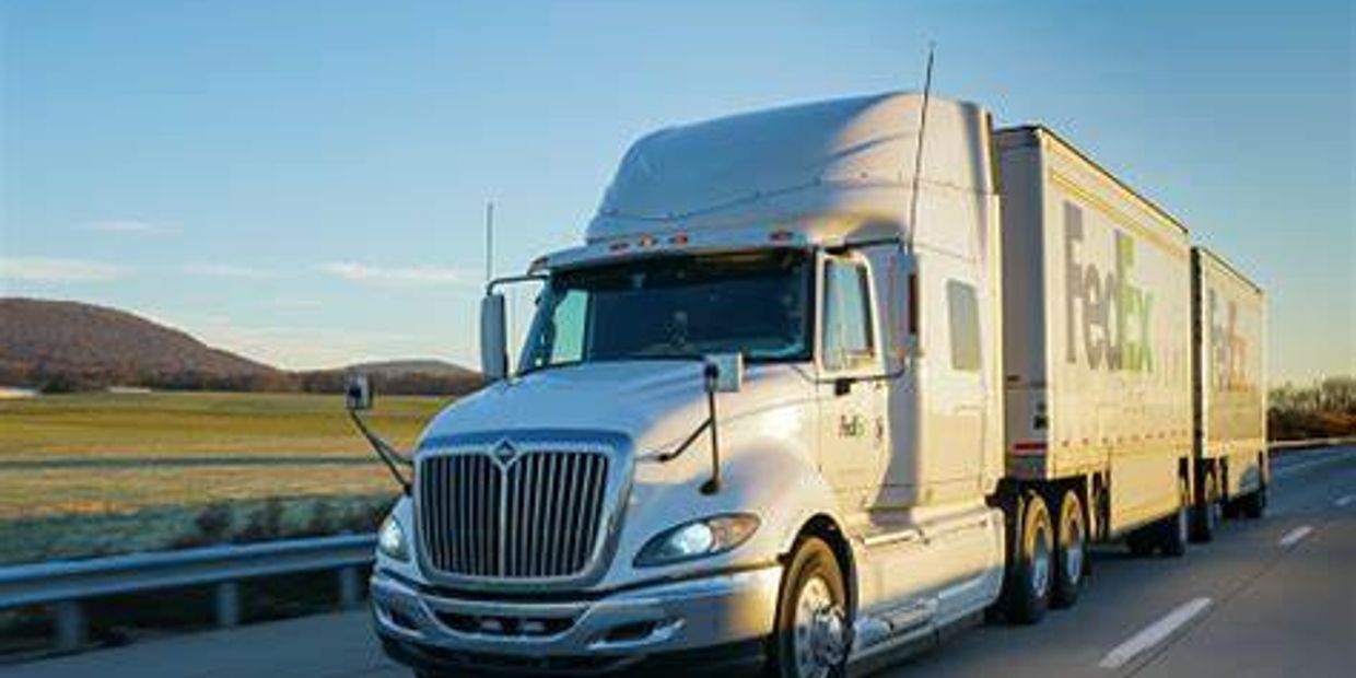 FedEx tractor trailer