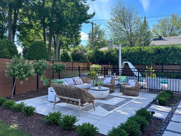 Aménagement complet de cour arrière