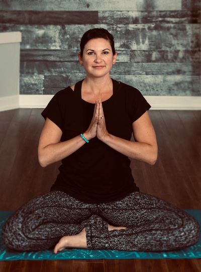 Kerri Sumner Yoga teacher. yoga for trauma survivors. pain care yoga. Kerri Sumner yoga therapy