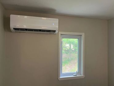 Ductless mini-split unit installed by Kelvin Energy Inc. in Ottawa, Ontario.