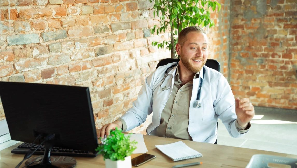 YesChat AI Life Coach | Free Personalized Health Insights & Tips