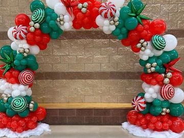 Festive balloon arches 