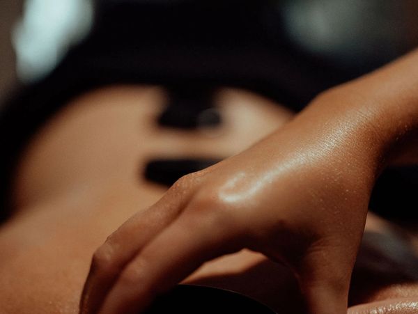 Therapist performing a relaxation massage at DaySpa Penrith